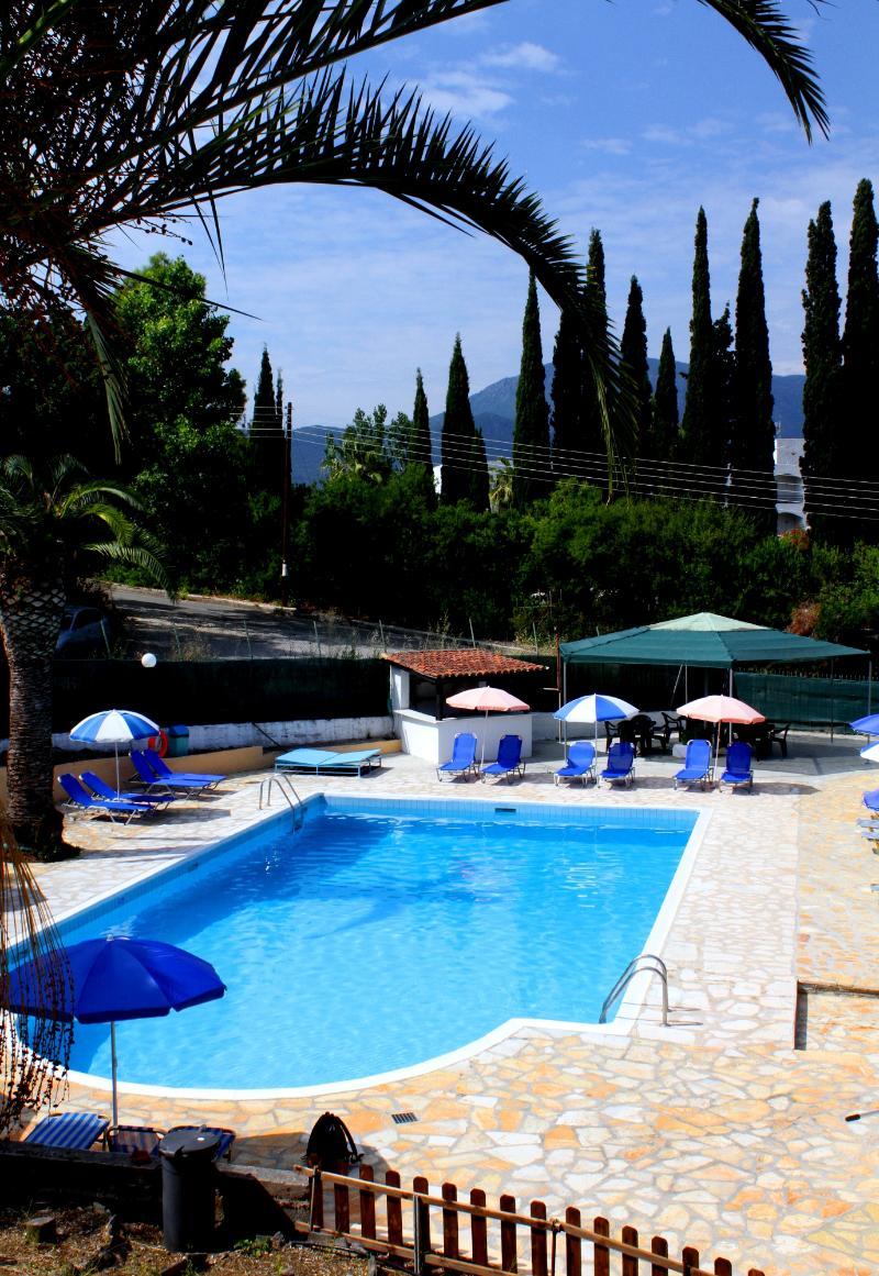 Tina Hotel Limni  Exterior photo