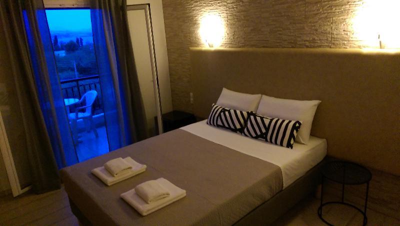 Tina Hotel Limni  Exterior photo
