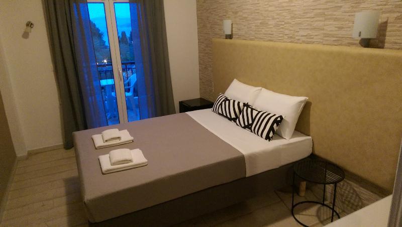Tina Hotel Limni  Exterior photo